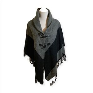 Bay studio sweater cape